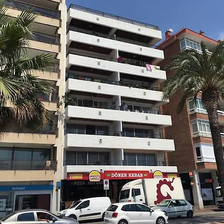 Appartamento - Beachside - Free Parking - Limited Size Car